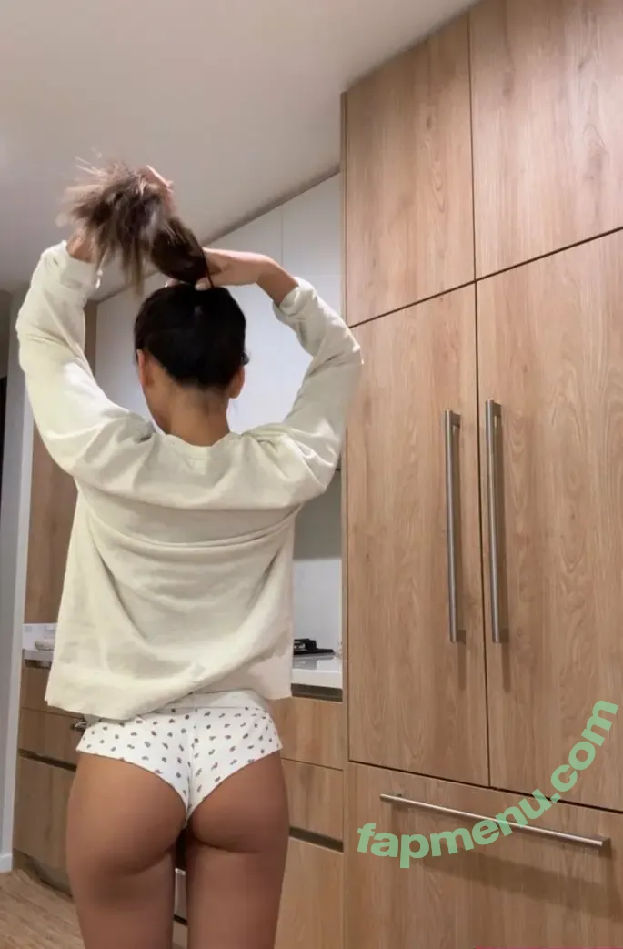 littledivaaa nude photo #0023 (littlediv.ann)