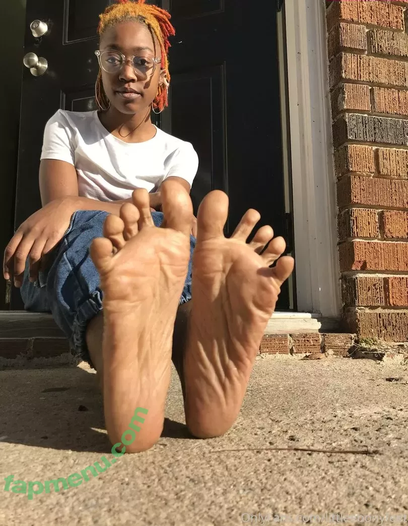 littleebonyfeet nude photo #0020 (prettyfeetpicsx)