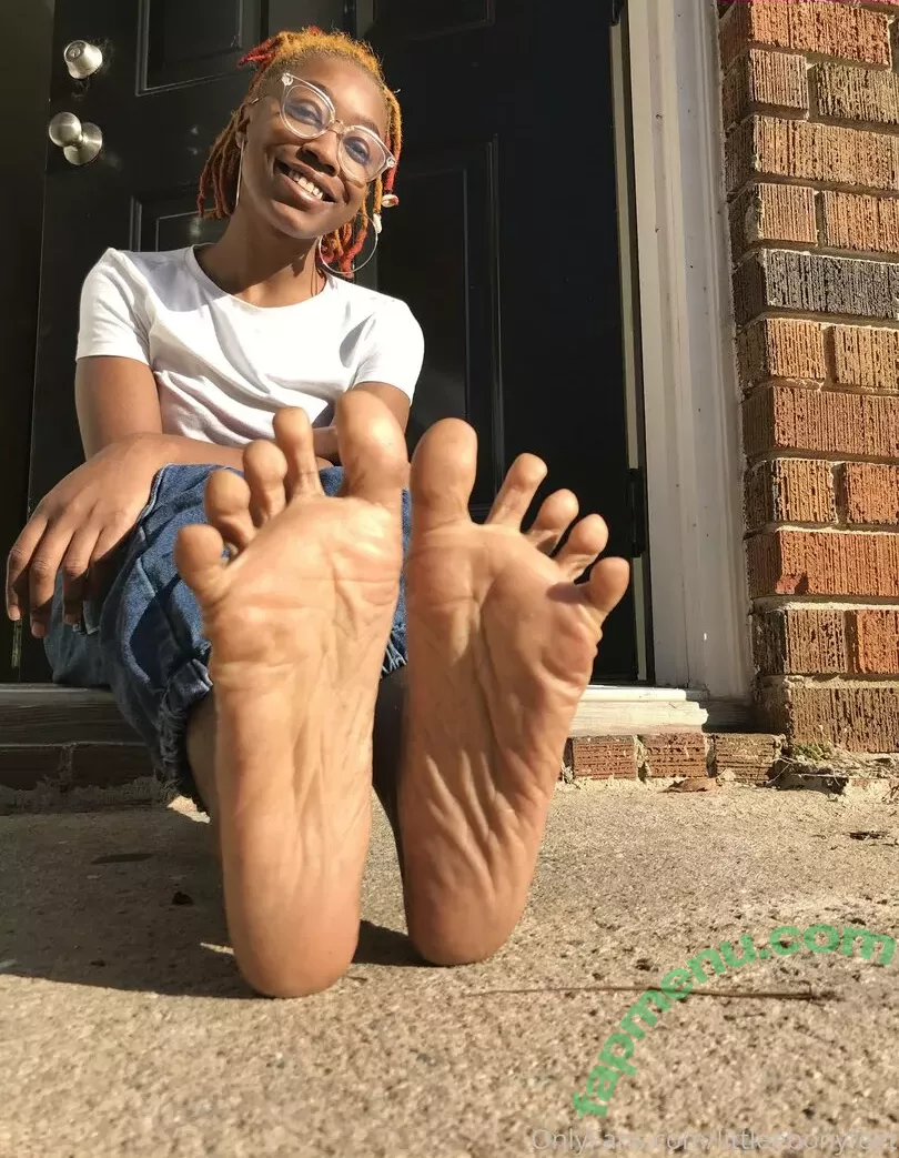 littleebonyfeet nude photo #0021 (prettyfeetpicsx)