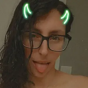 littleeevee66 / thegreatestbagel nude photo #0007