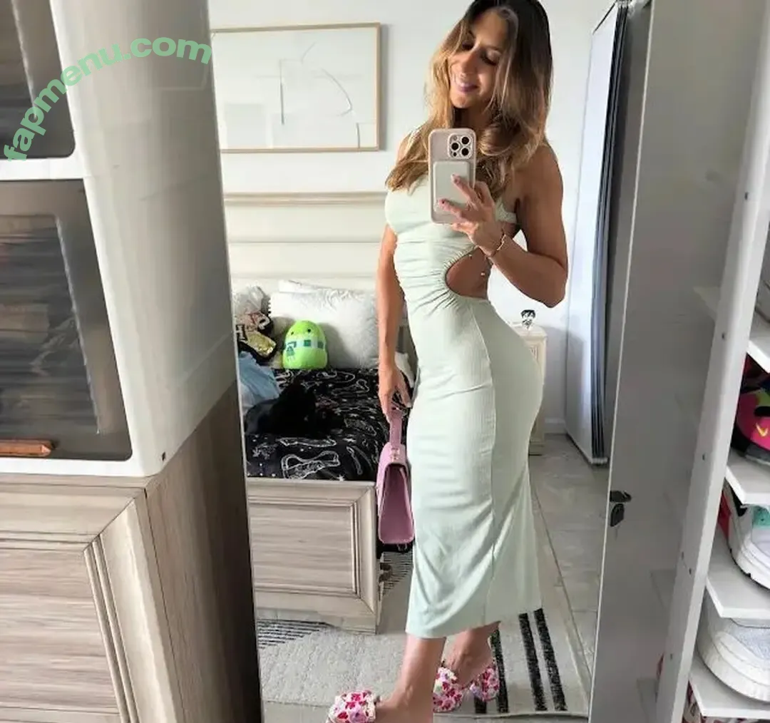 littlefitdevil nude photo #0024 (Carla Outes)