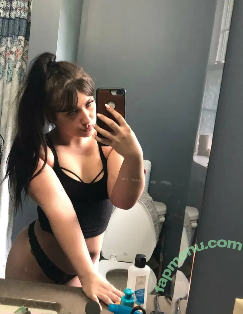 littlegirlpeachh nude photo #0002 (akiramace)