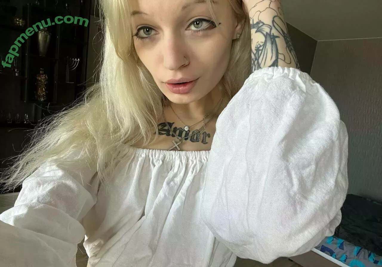 littleharley_q nude photo #0109 (little_harley_q)