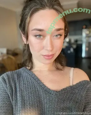 littleladykaye / EllaKaye / Hella_Kaye / ellakayefree / itsellakaye nude photo #0145