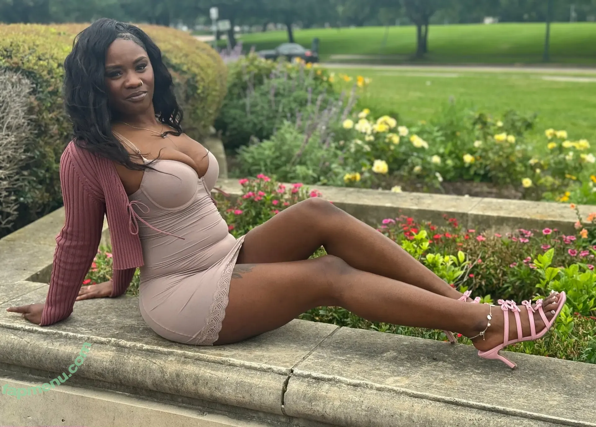 littlelaya nude photo #0017 (littlelaya.main)