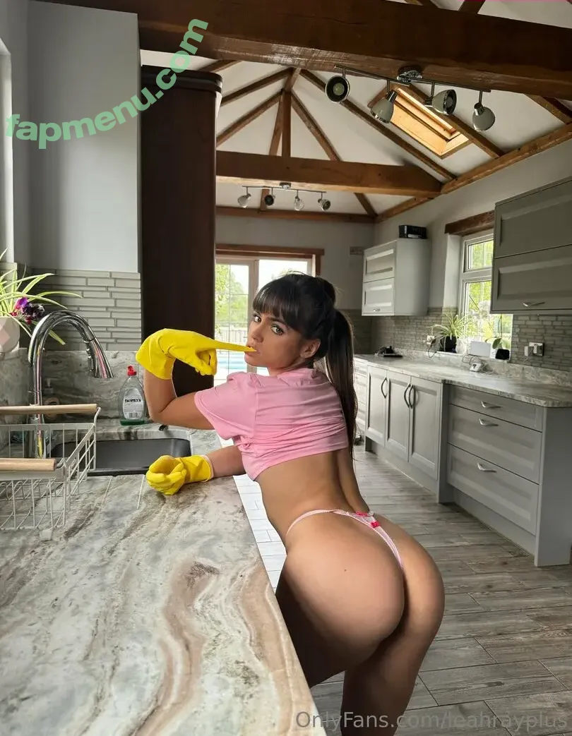 Littleleah100 nude photo #0085 (little_leah__)