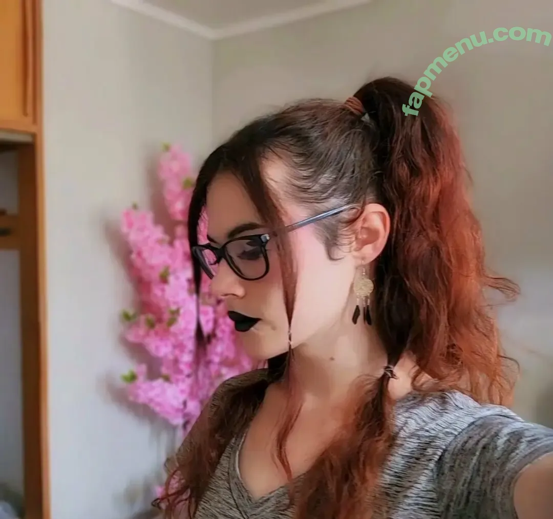 LittleMapleBerry nude photo #0211 (ImplyingDonut)