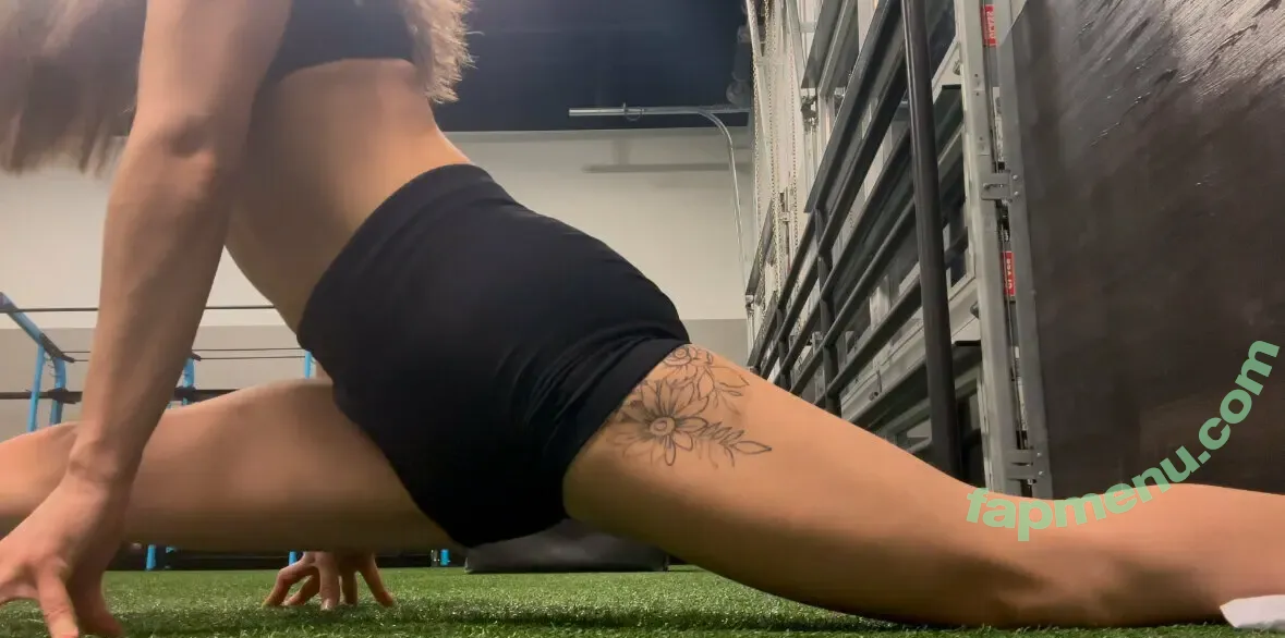 littlemelitaa nude photo #0060 (littlemelitaa)