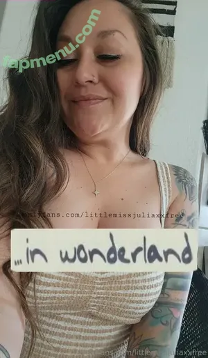 littlemissjuliaxxfree / littlemissjulia_official nude photo #0052