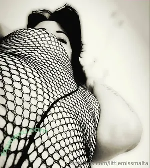  nude photo #0001