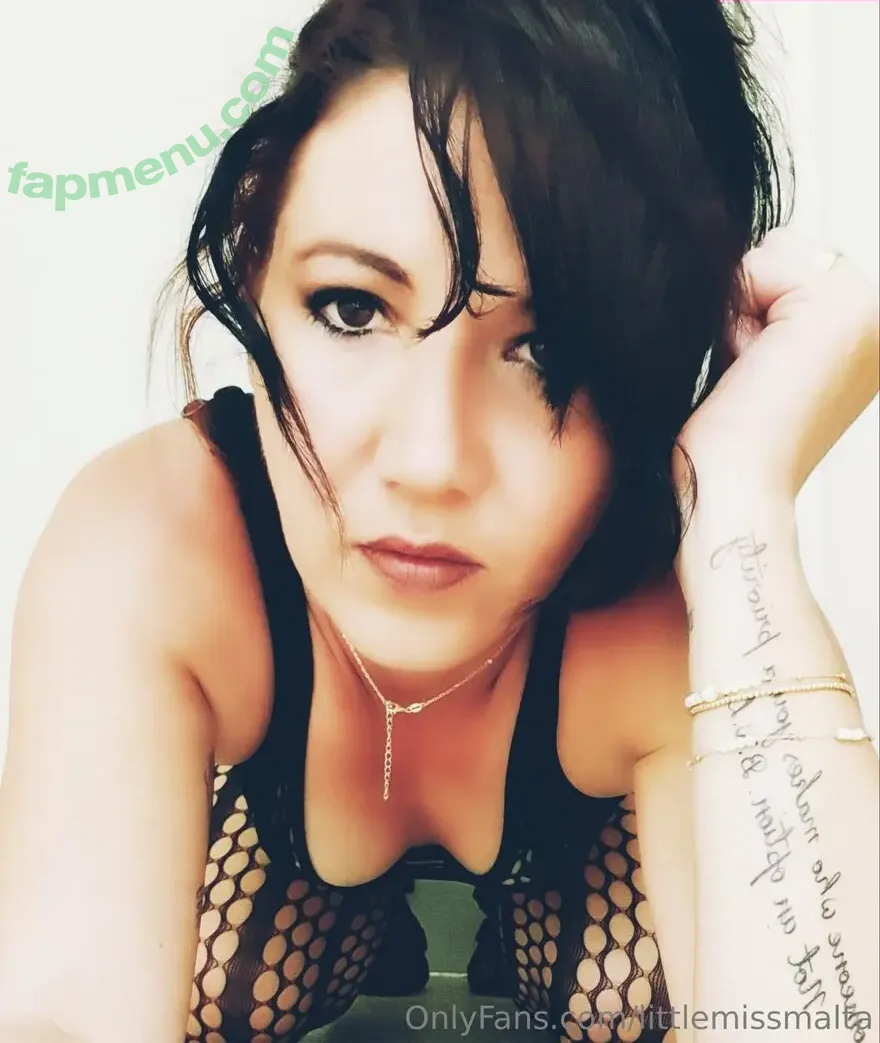 littlemissmalta nude photo #0015 (littlemissmalta)
