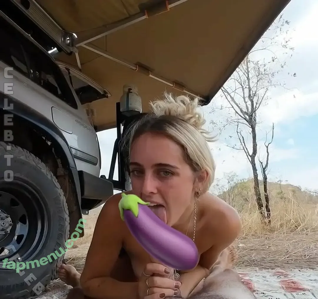 LittleMissMilli nude photo #0066 (mills.links)