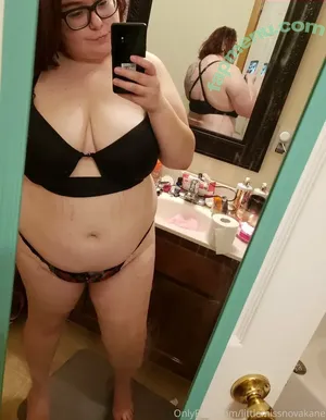 littlemissnovakane / littlemissnovashop nude photo #0009