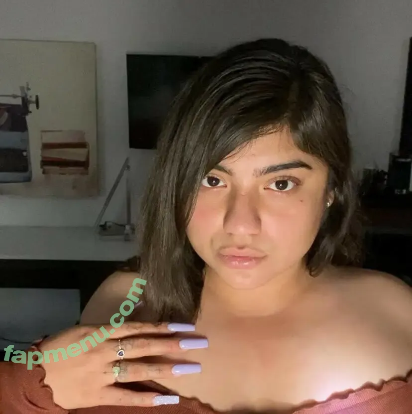 Littlemissunshinebitch nude photo #0001 (Littlemissunshinebitch)
