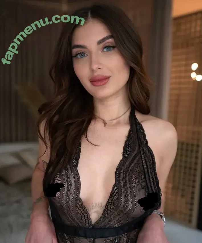 littlemolly_v nude photo #0041 (hey.itsninaa_)