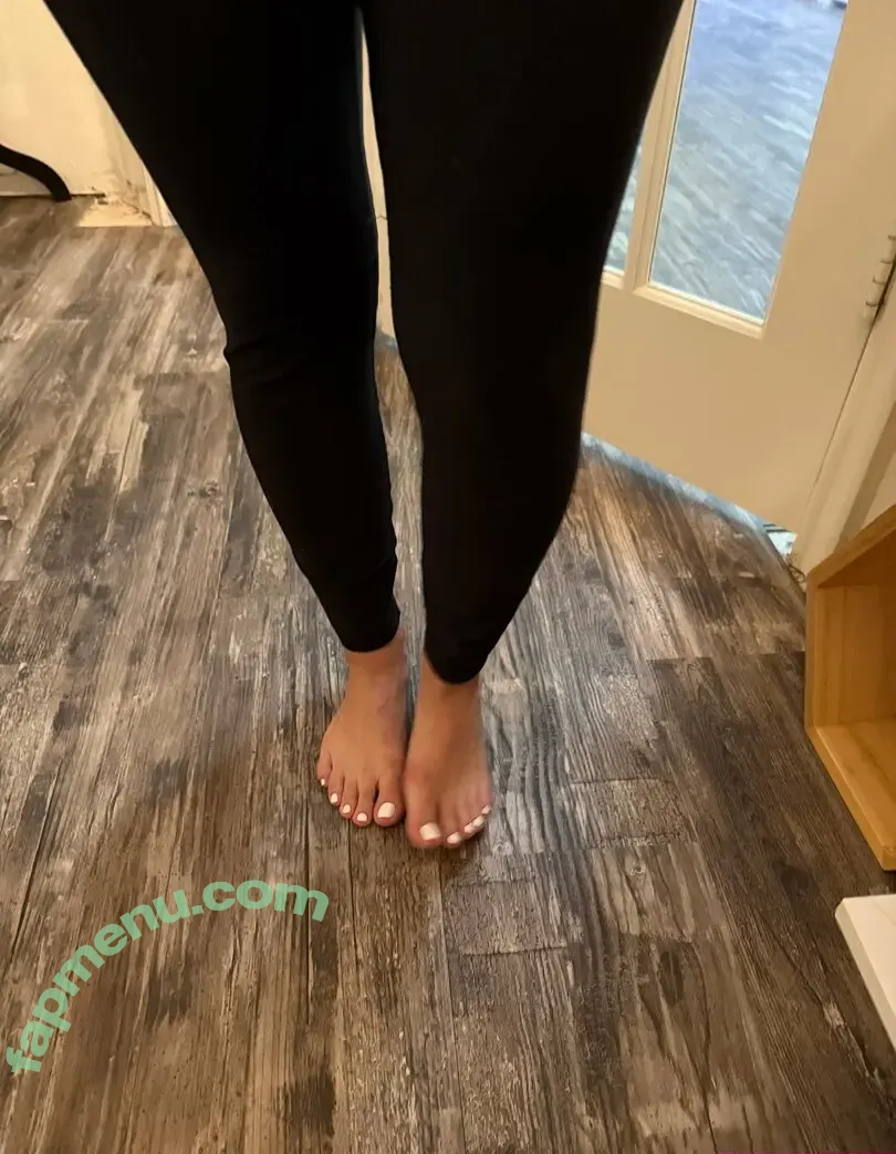 littlemrsmissy nude photo #0004 (littlemrs_missy)