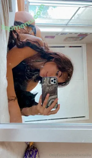  nude photo #0005