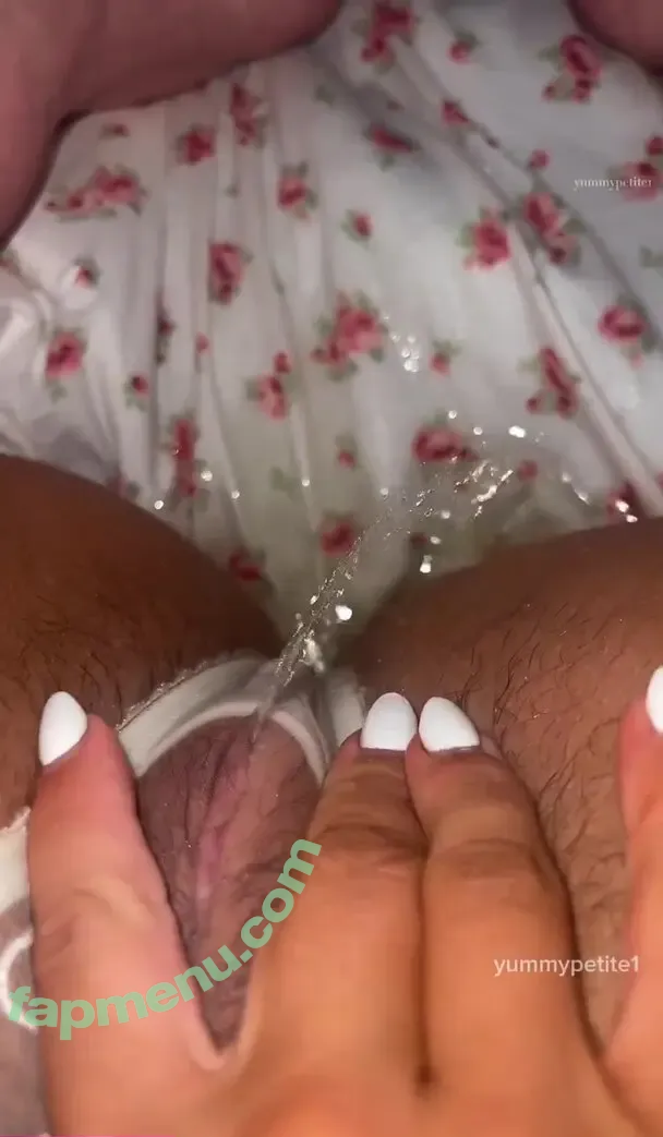 littlethicklily nude photo #0010 (thickenlittle_bby)