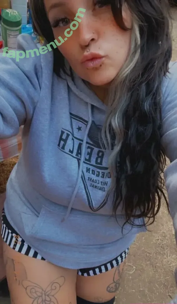 littlewitchbitchbritfree nude photo #0009 (littlewitchbitchbritfree)