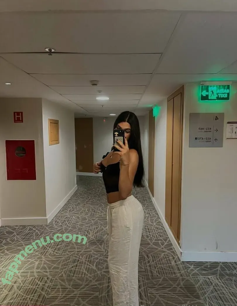 littleyasmin nude photo #0035 (little.yasmin_)