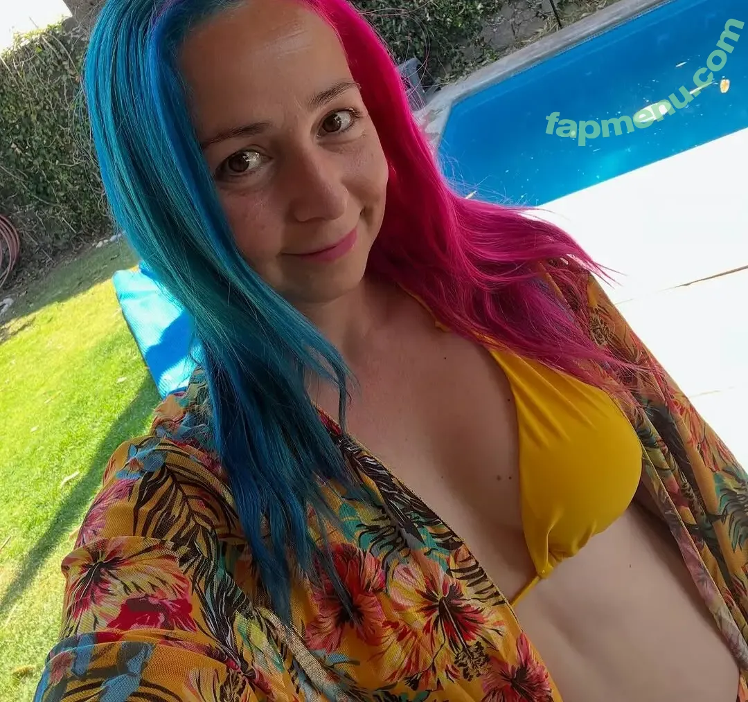 Litzia Moon nude photo #0084 (litziabeltran / litziamoon)