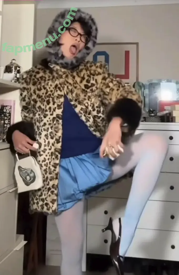 _liullland nude photo #0094 (_liullland)