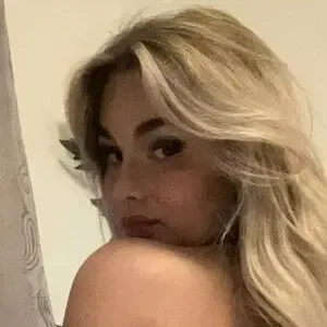 Liv Hughes / blondiicheer / livlifefitness nude photo #0006