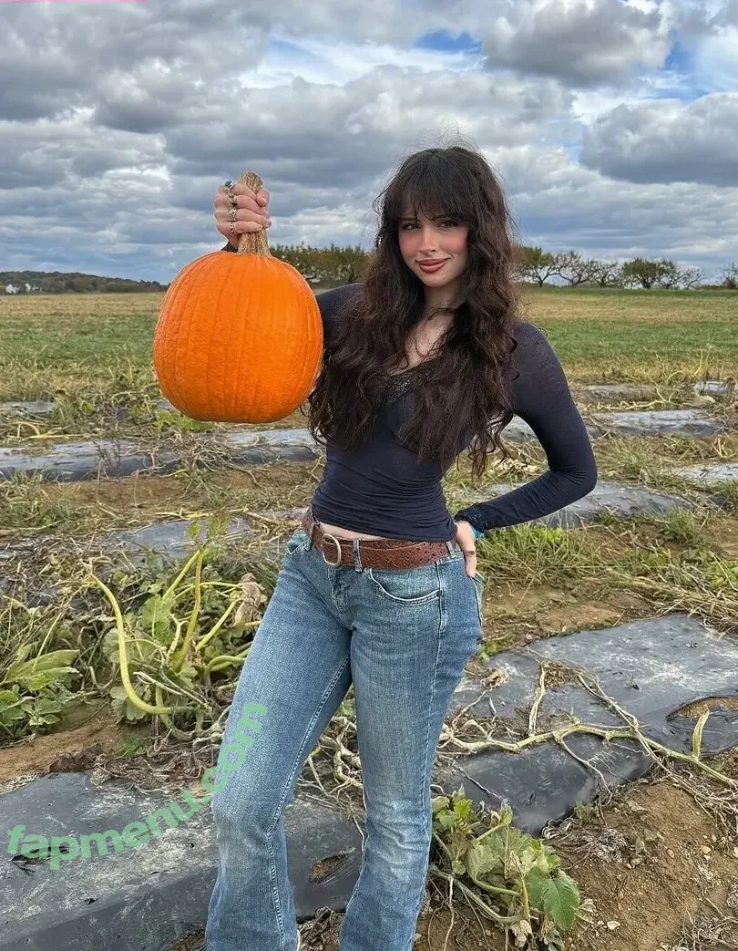 Liv Littlelivbug nude photo #0511 (LITTLELIV / littlelivbug)