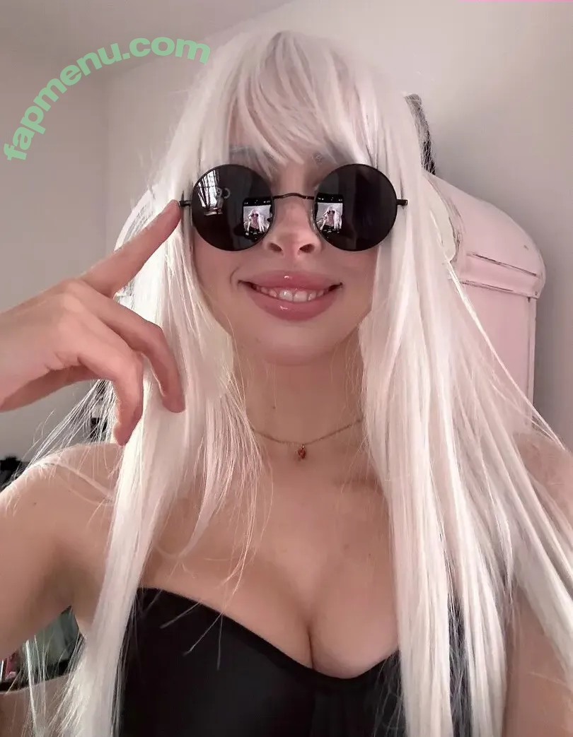 Liv Littlelivbug nude photo #0535 (LITTLELIV / littlelivbug)