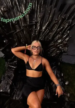 Liv Morgan / LivMorganSimp / WWELivMorgan / yaonlylivvonce nude photo #0904