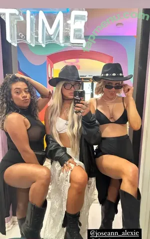 Liv Morgan / WWELivMorgan / YaOnlyLivvOnce nude photo #0907