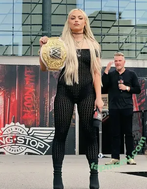 Liv Morgan / WWELivMorgan / YaOnlyLivvOnce nude photo #0980