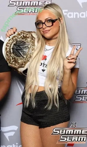 Liv Morgan / WWELivMorgan / YaOnlyLivvOnce nude photo #1009