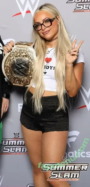 Liv Morgan / WWELivMorgan / YaOnlyLivvOnce nude photo #1011