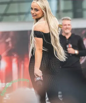 Liv Morgan / WWELivMorgan / YaOnlyLivvOnce nude photo #1017