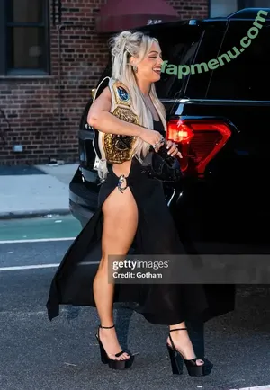 Liv Morgan / WWELivMorgan / YaOnlyLivvOnce nude photo #1049