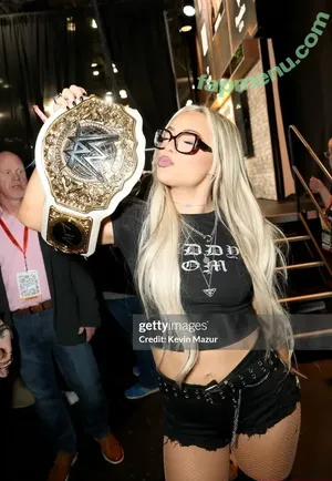 Liv Morgan / WWELivMorgan / YaOnlyLivvOnce nude photo #1062