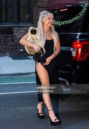 Liv Morgan / WWELivMorgan / YaOnlyLivvOnce nude photo #1088