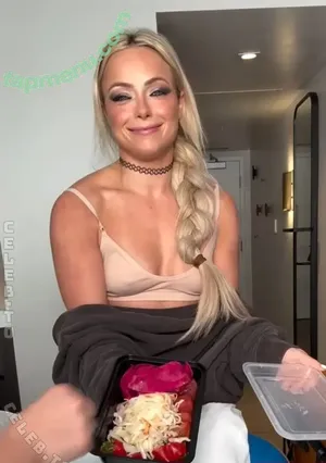 Liv Morgan / WWELivMorgan / YaOnlyLivvOnce nude photo #1875