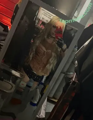 Liv Morgan / WWELivMorgan / YaOnlyLivvOnce nude photo #1905