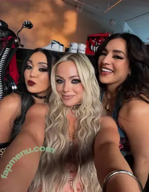 Liv Morgan / WWELivMorgan / YaOnlyLivvOnce nude photo #1907