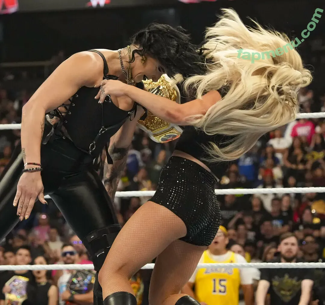 Liv Morgan nude photo #1102 (WWELivMorgan / YaOnlyLivvOnce)