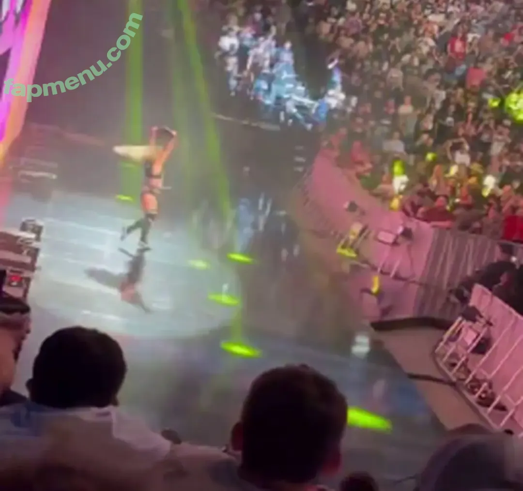 Liv Morgan nude photo #1130 (WWELivMorgan / YaOnlyLivvOnce)