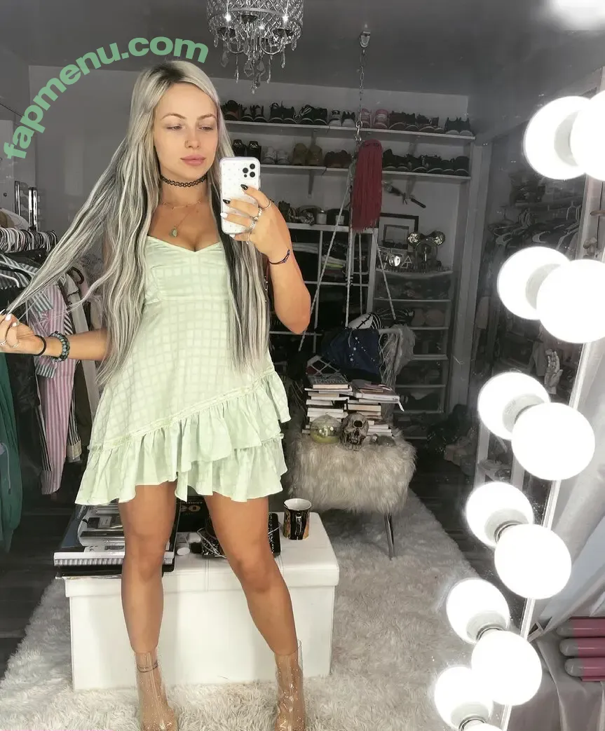 Liv Morgan nude photo #1444 (yaonlylivvonce)