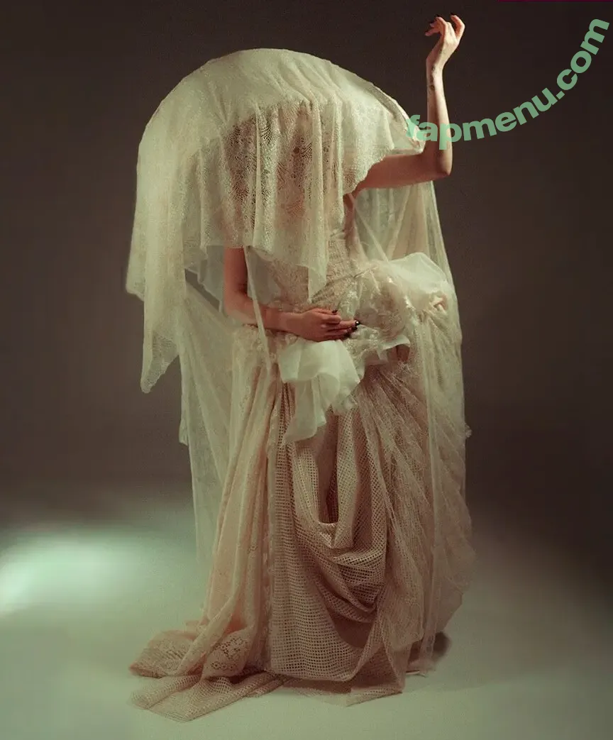 Liv Resenhas nude photo #0130 (livresenhas / livssecretlifefree)