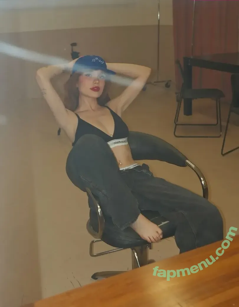 Liv Resenhas nude photo #0160 (livresenhas / livssecretlifefree)