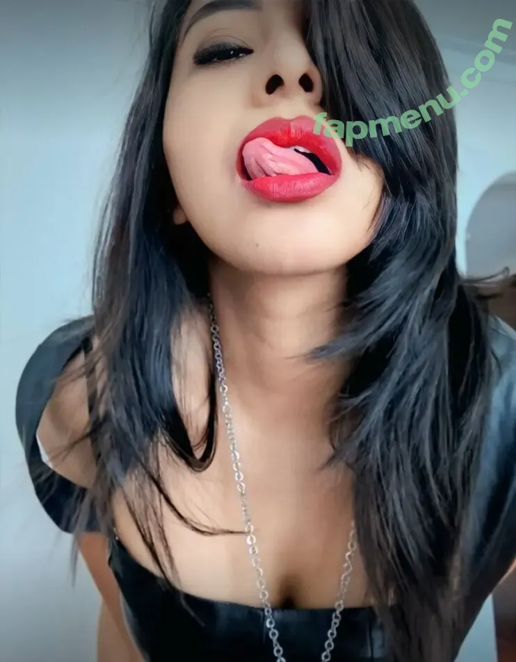 liv_rise nude photo #0088 (liv_rise)