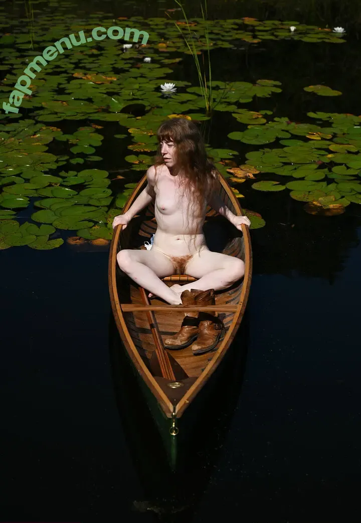 Liv Sage nude photo #0667 (asmallwoman / livsage)