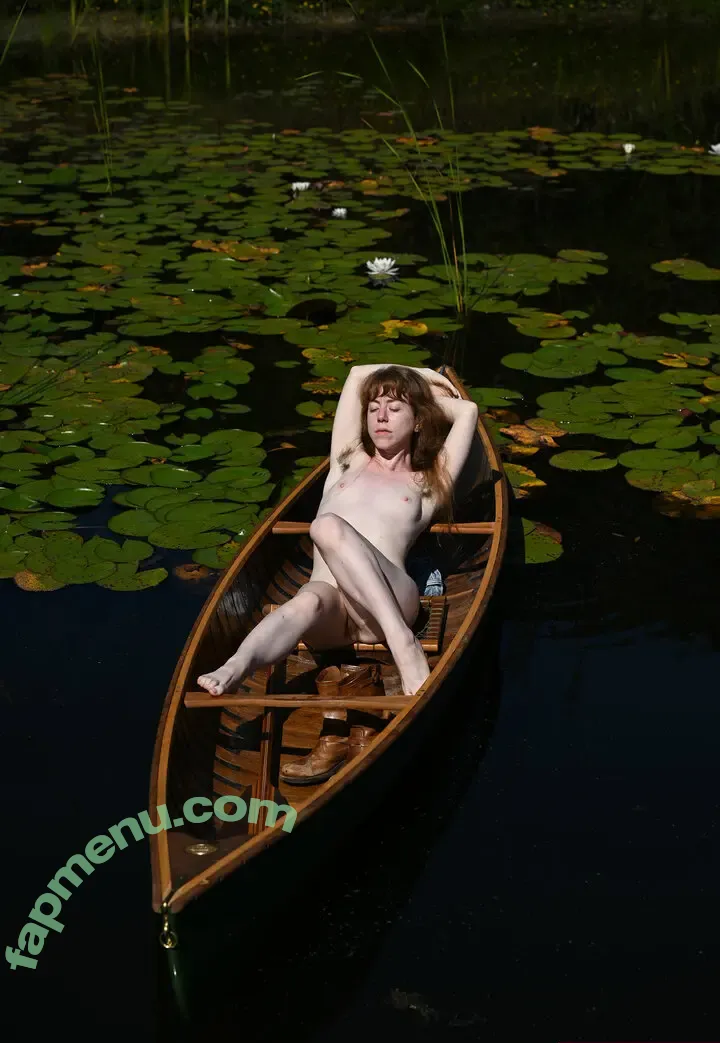 Liv Sage nude photo #0668 (asmallwoman / livsage)