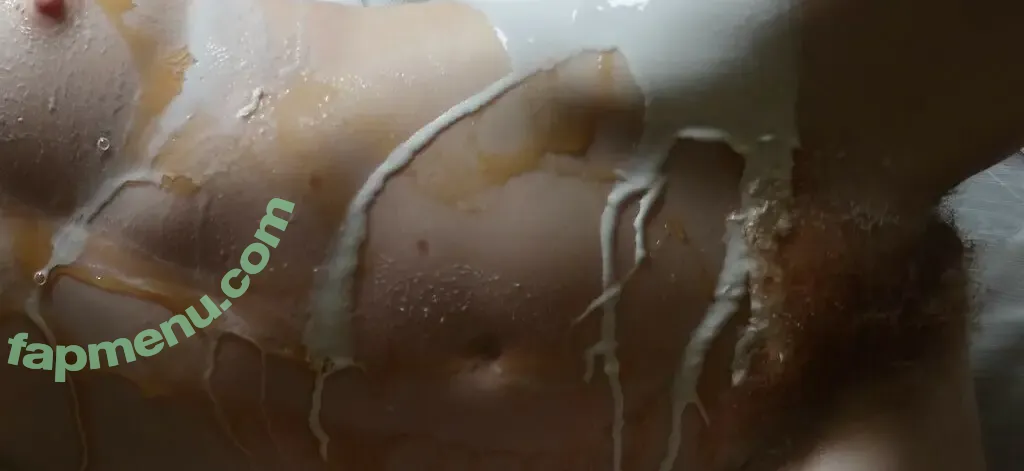 Liv Sage nude photo #0720 (asmallwoman / livsage)